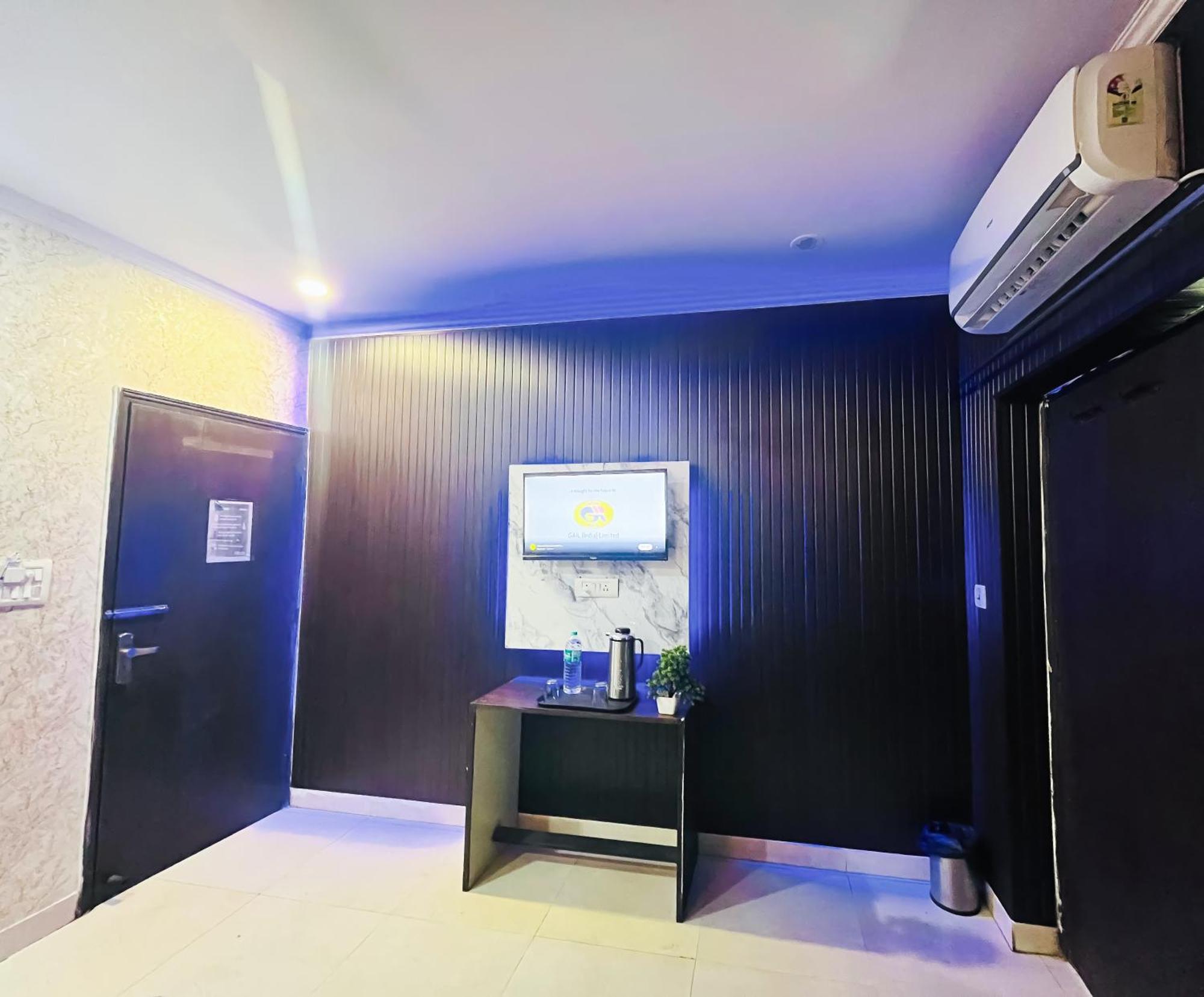 Tom & Jerry - 10 Mins From Nizamuddin Railway Station Hotel